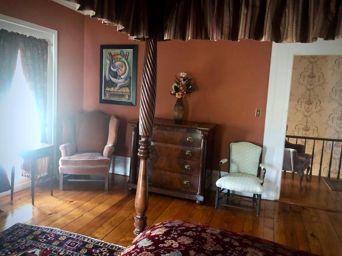 Oakcliff Bed And Breakfast Halfmoon Eksteriør bilde