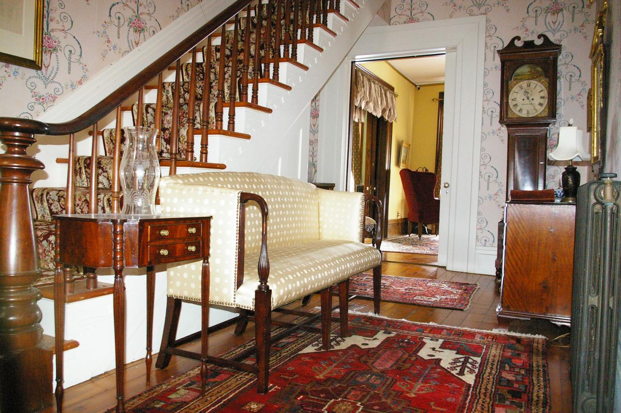 Oakcliff Bed And Breakfast Halfmoon Eksteriør bilde