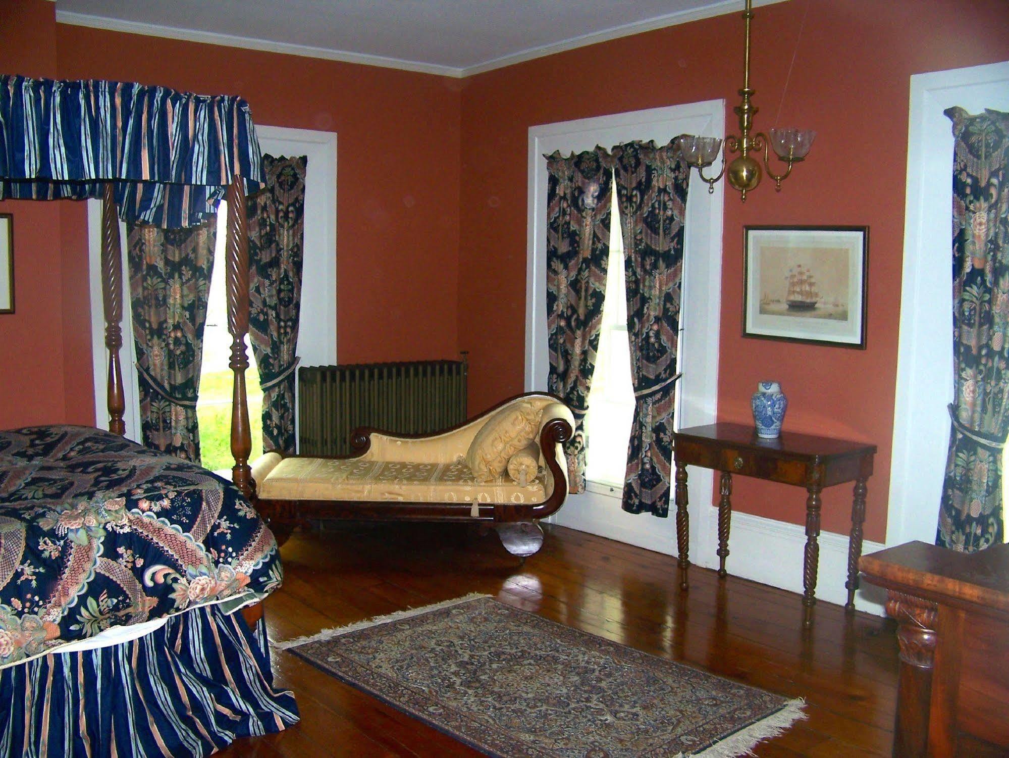 Oakcliff Bed And Breakfast Halfmoon Eksteriør bilde