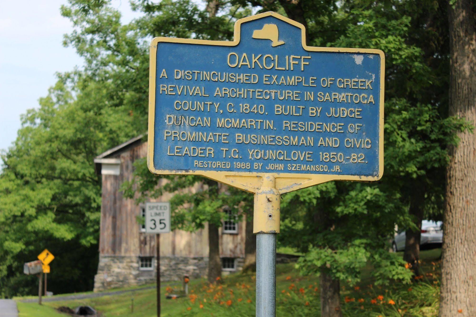 Oakcliff Bed And Breakfast Halfmoon Eksteriør bilde