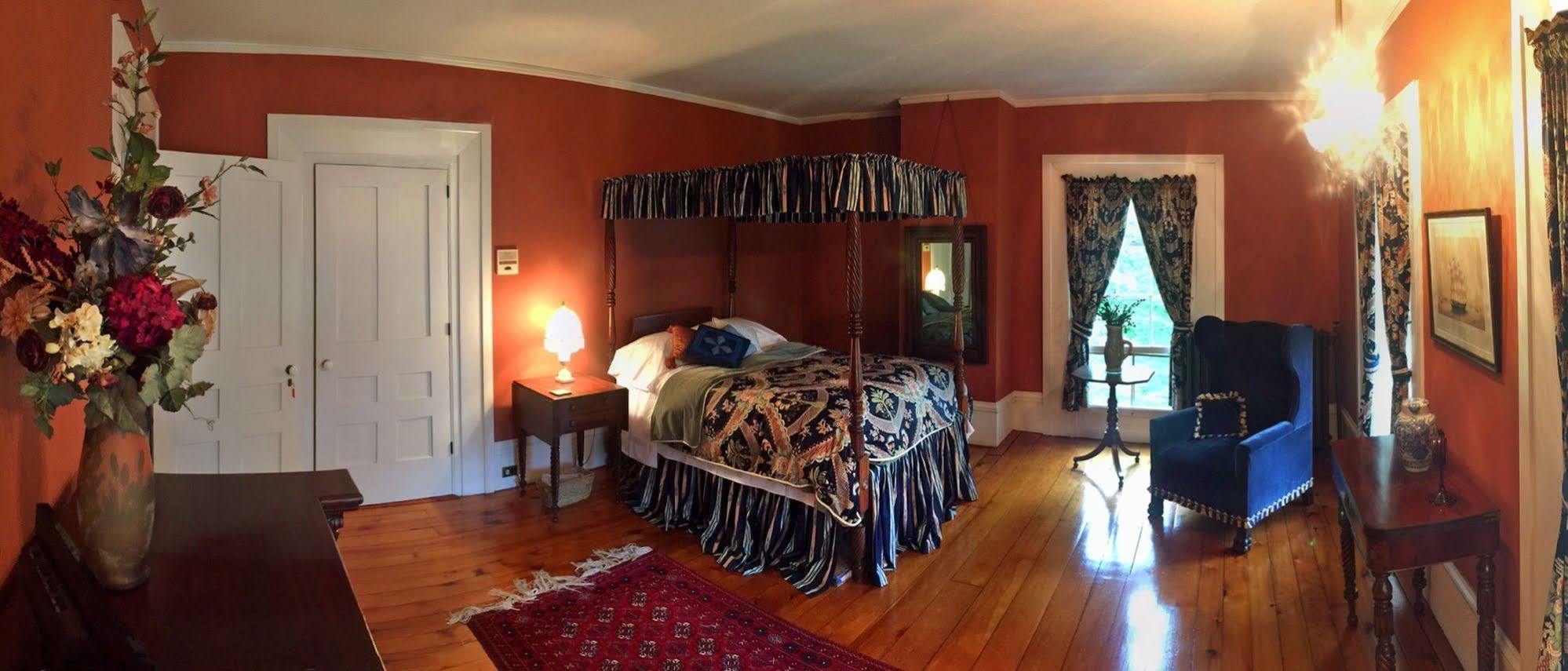 Oakcliff Bed And Breakfast Halfmoon Eksteriør bilde